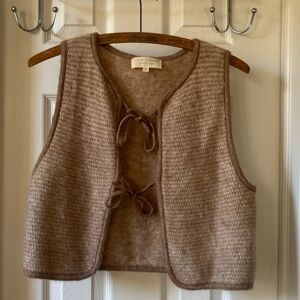 Sezane Cozy Tan Knit Sleeveless Vest